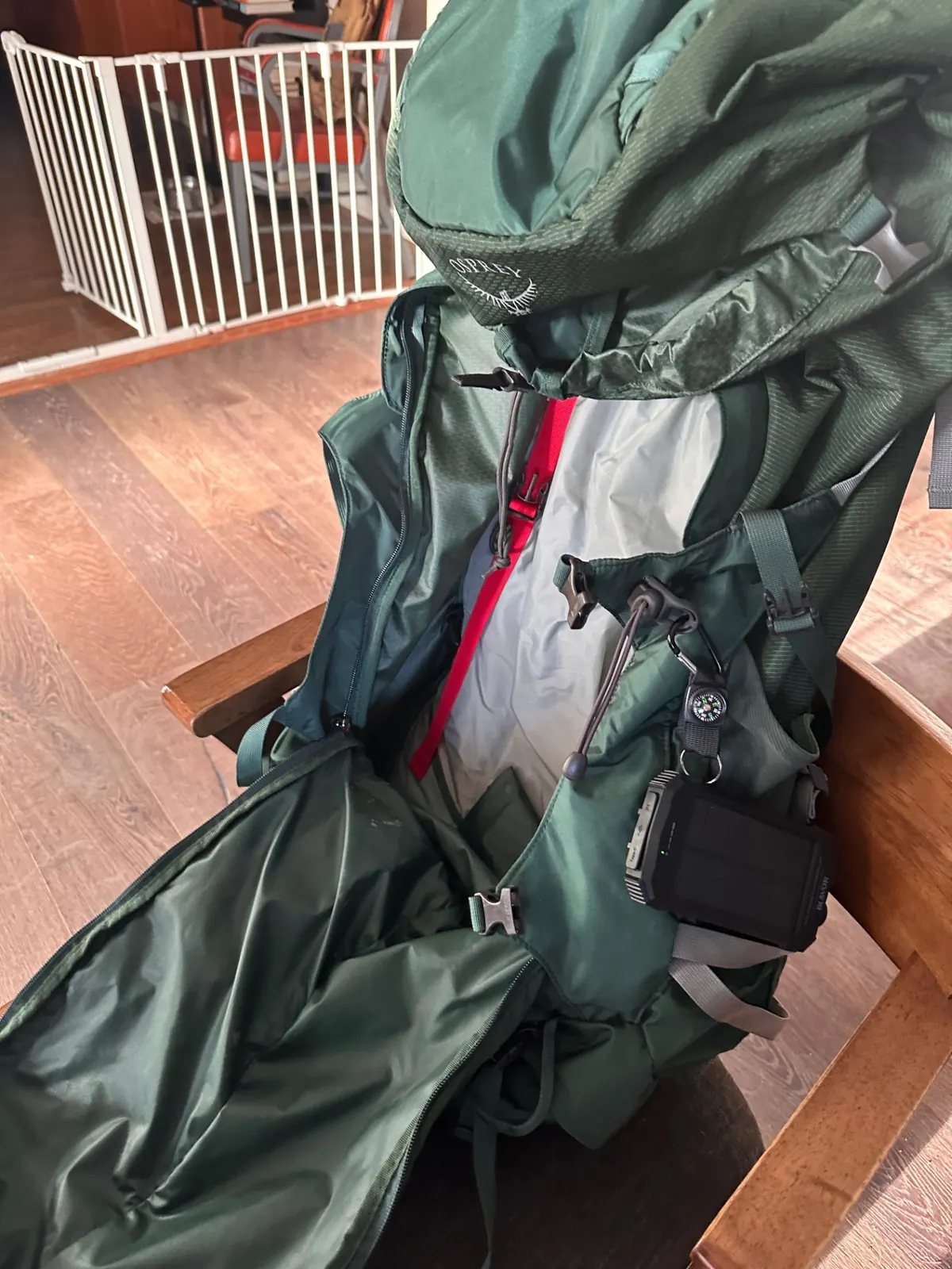 Osprey pack opened up showing the internal compartments